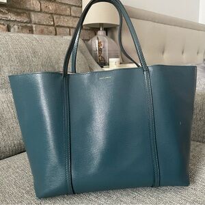 Dolce & Gabbana green leather bag. Great for travel and work
